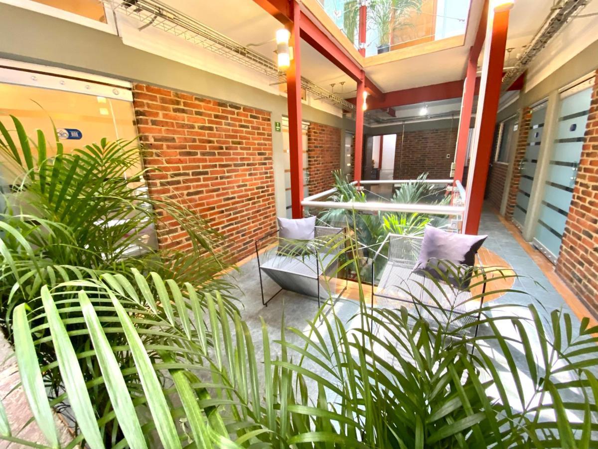 Roomies Hostel Reforma-El Angel Мексико Сити Екстериор снимка