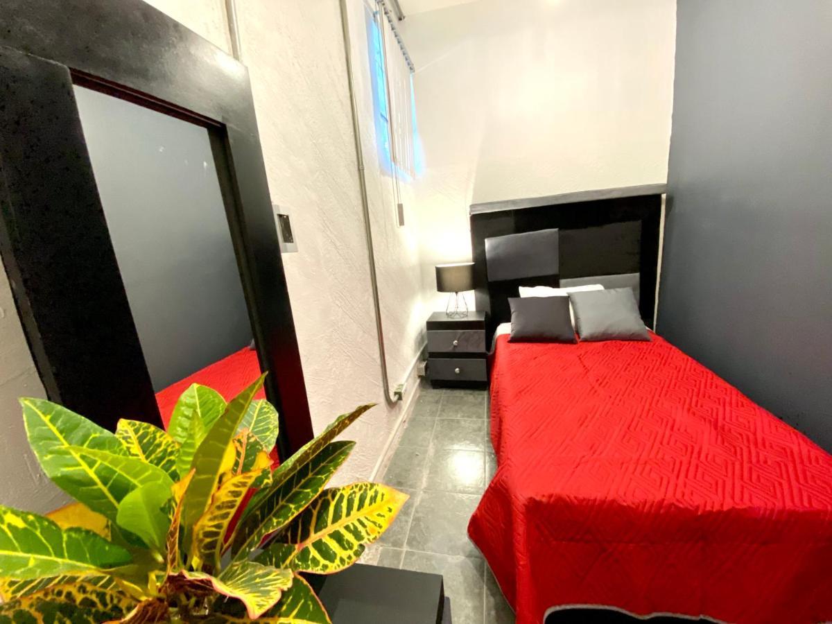Roomies Hostel Reforma-El Angel Мексико Сити Екстериор снимка
